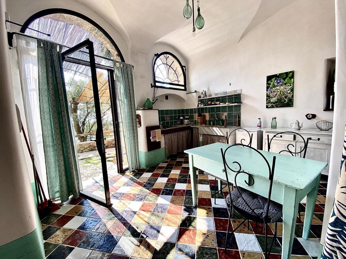 Casa Vacanze A Lea L'Ua Finale Ligure Bagian luar foto