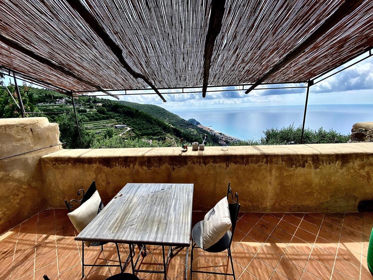 Casa Vacanze A Lea L'Ua Finale Ligure Bagian luar foto